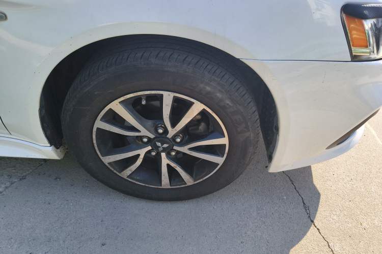 Used Mitsubishi Lancer EX 2015 1.6L Manual Fashion Edition