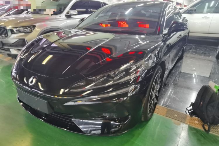 Used Denza Z9 2024 1100 km Four-Wheel Drive Max Version