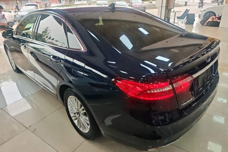 Used Ford Taurus 2017 EcoBoost 245 Fashion Edition Rear Left 45 Deg