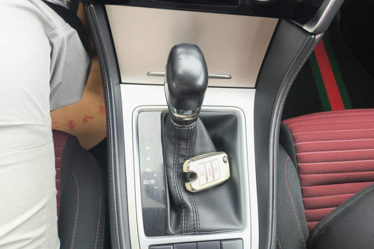 Used MG 6 2017 20T Automatic Elite Smart Connect Version China V Standard