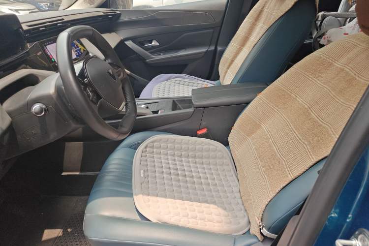 Used Peugeot 408X 2023 Charm Version