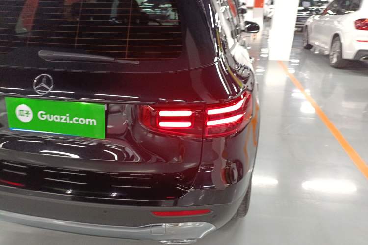 Used Mercedes-Benz GLB 2024 GLB 220 Fashion Model Right Rear Taillight