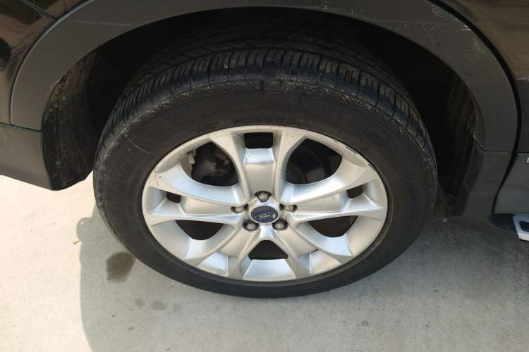 Used Ford Kuga 2013 2.0L GTDi Four-Wheel-Drive Sport Model
