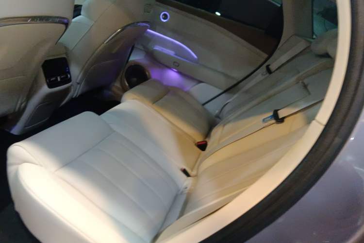 Used VOYAH FREE 2025 Model FREE+ Four-Wheel-Drive Qiankun Edition