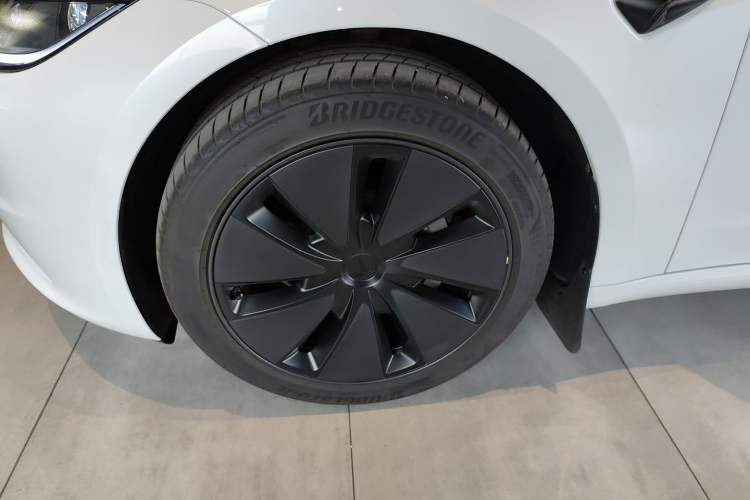 Used Tesla Model 3 2025 Rear-Wheel-Drive Version