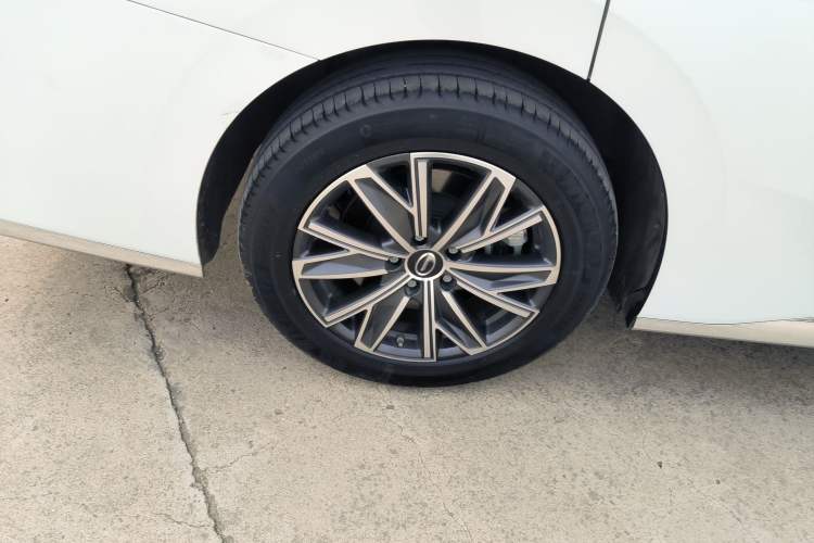 Used GAC Trumpchi M8 2024 Master Series Super Hybrid Edition