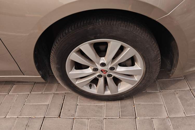 Used Roewe 360 2015 1.5L Automatic Luxury Edition