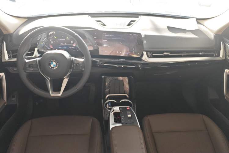 Used BMW X1 2023 sDrive25Li X Design Package Center Console