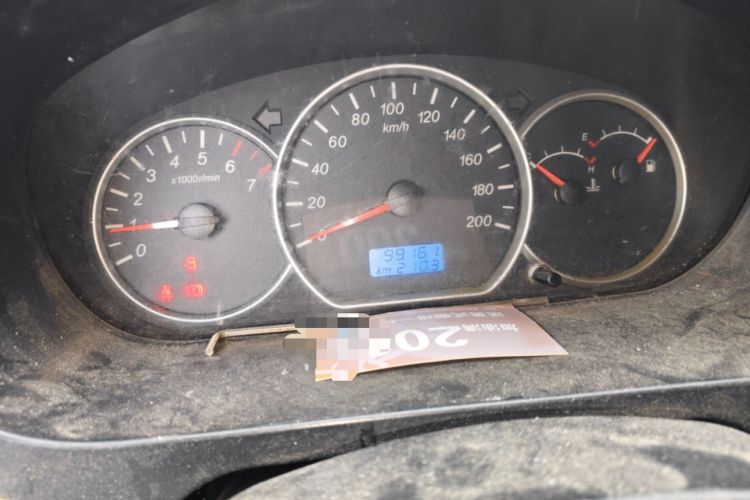 Used Wuling Hongguang 2016 1.5L Restyled S Comfort Version Odometer Close Up