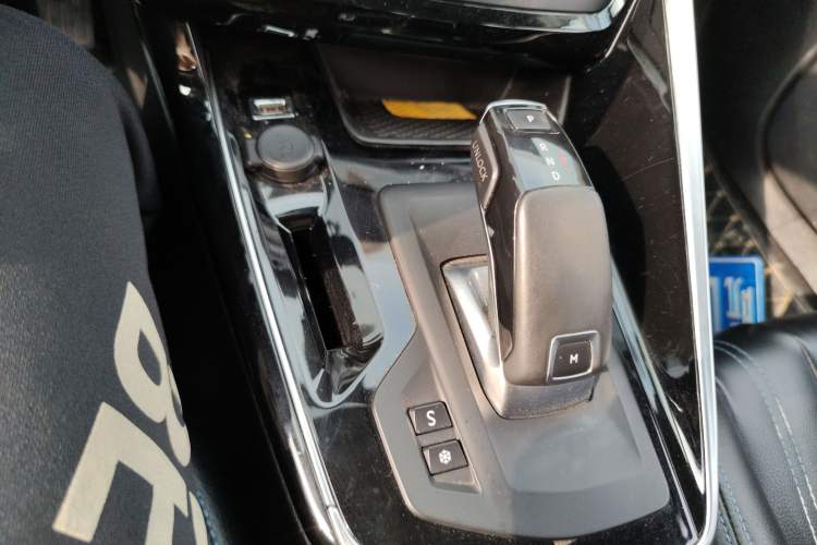 Used Peugeot 308 2019 230THP Automatic Luxury Edition China VI Standard
