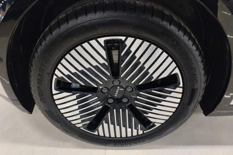 Used Zeekr X 2023 Four-Wheel Drive YOU Edition 4 Seats