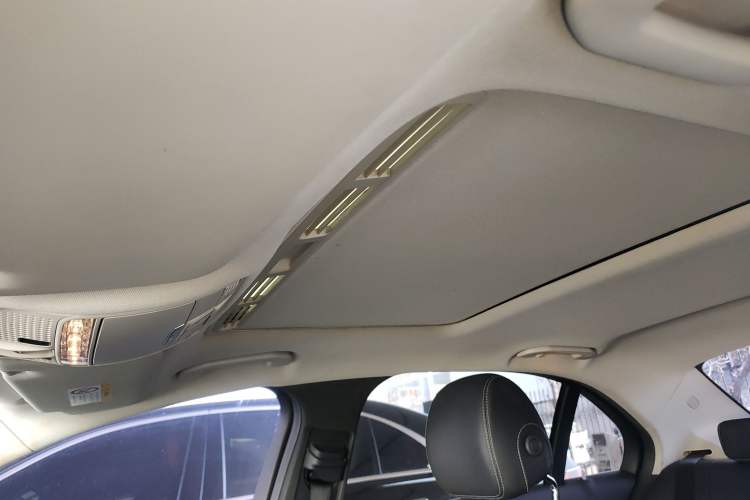 Used Mercedes-Benz C-Class 2016 C 180 L Sport Edition Headliner