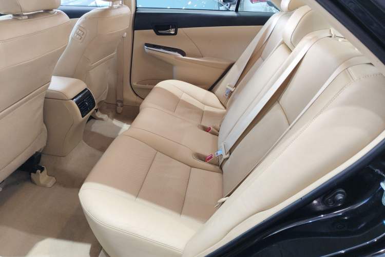 Used Toyota Camry 2015 2.0G Premier Edition