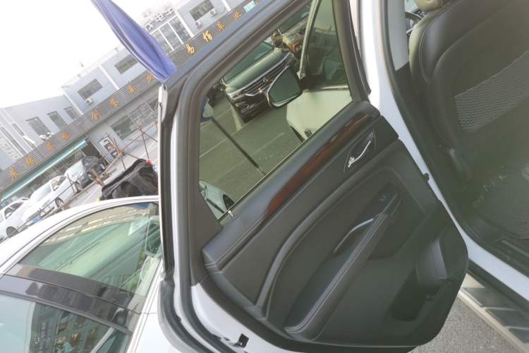 Used Cadillac SRX 2015 3.0L Elite Model