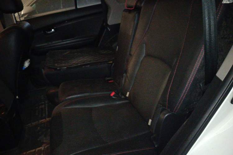 Used BYD S6 2014 1.5TI Manual Luxury 5-Seater Left Rear Seat