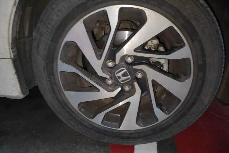 Used Honda Civic 2016 220TURBO CVT Luxury Edition
