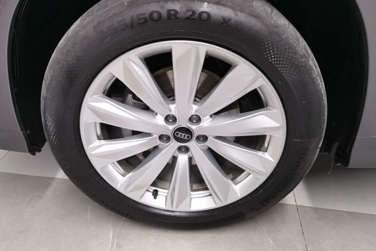 Used Audi Q6 2024 50 TFSI quattro Xingyun Edition Yulin Package 6 Seats
