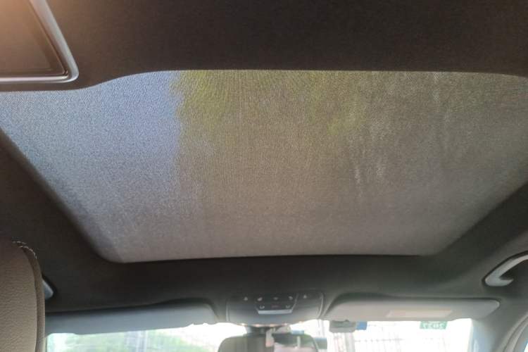 Used Mercedes-Benz GLC 2019 GLC 260 L 4MATIC Dynamic Model Headliner