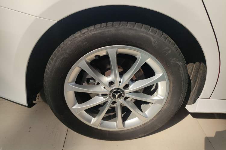 Used Mercedes-Benz A-Class 2022 Restyled A 200 L Sport Sedan Fashion Version
