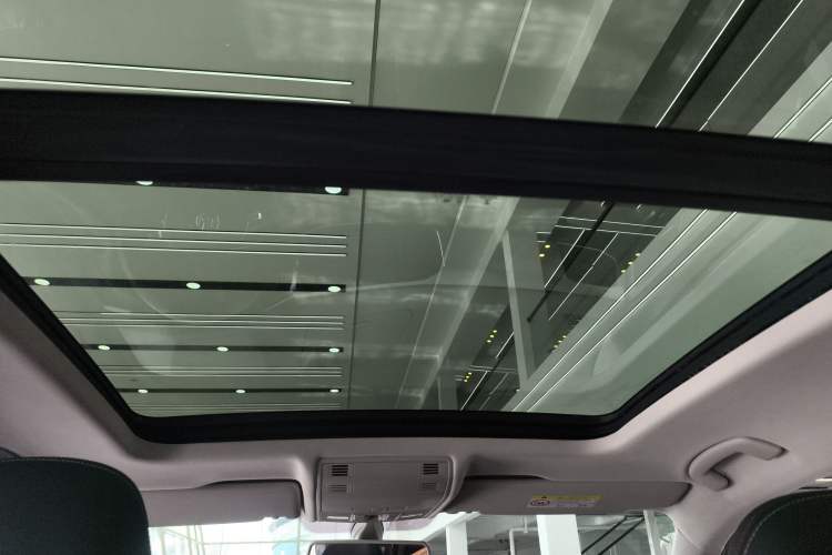 Used Volkswagen Tayron 2019 330TSI Two-Wheel-Drive Luxury Version China V Emission Standard Headliner