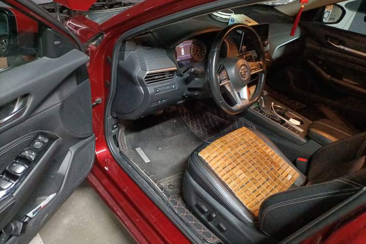 Used Nissan Teana 2019 2.0L XL Upper SmartDrive Version