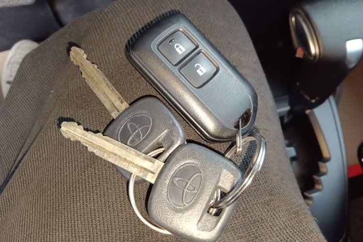 Used Toyota YARiS L Zhi Xuan 2022 X-Trail 1.5L CVT Leading PLUS Edition
