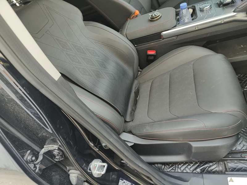 Used JETOUR Traveler 2023 2.0T All-Wheel-Drive CrossPRO — 24