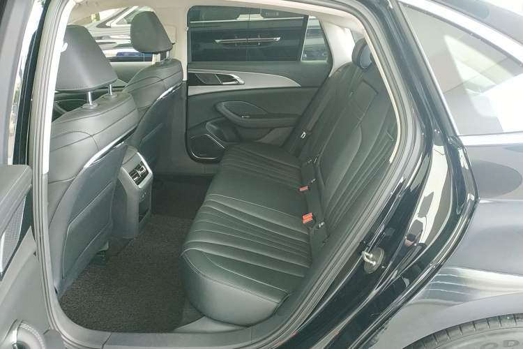 Used Hongqi H5 2024 1.5T DCT Smart Connect Flagship Edition Left Rear Seat