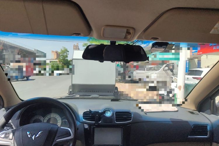 Used Wuling Hongguang 2014 1.5L S Luxury Model
