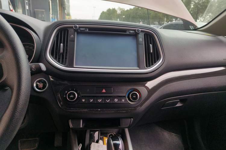 Used Kia KX3 2015 1.6L Automatic Two-Wheel Drive DLX
