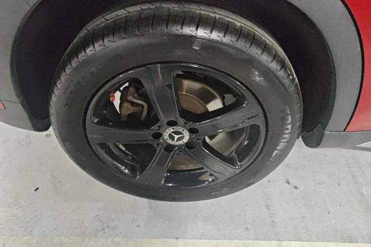 Used Mercedes-Benz GLA 2019 GLA 200 Fashion Model Right Rear Wheel Hub