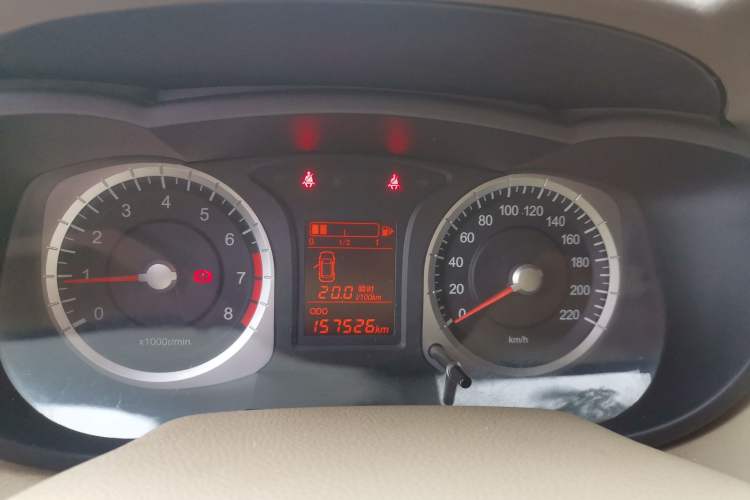 Used Venucia D50 2012 1.6L Manual Comfort Edition
