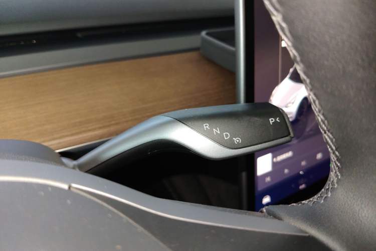 Used Tesla Model Y 2022 Long-Range All-Wheel-Drive Version