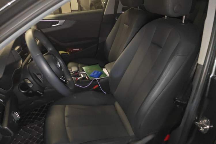 Used Audi A4L 2022 40 TFSI Luxury Prestige Edition
