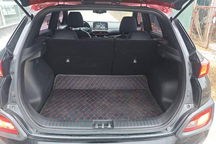 Used Hyundai ENCINO 2018 1.6T Dual-Clutch ZhiPao Edition China V Standard Trunk