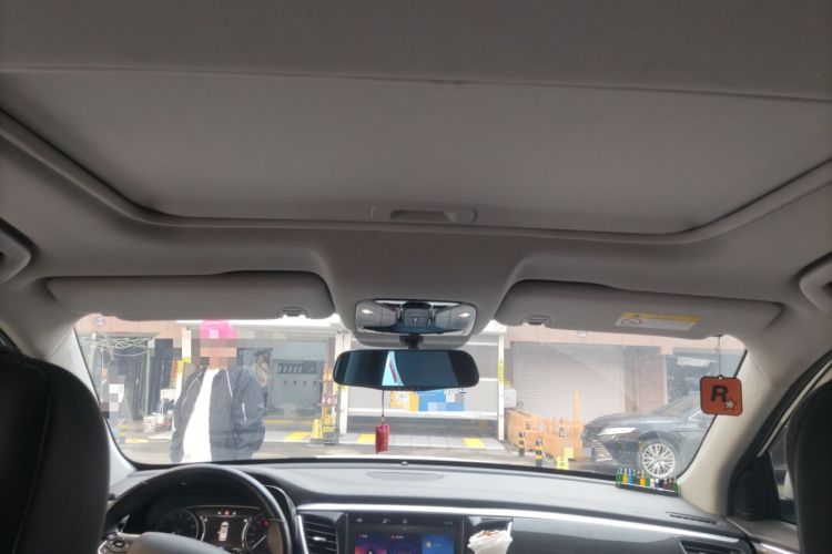 Used GAC Trumpchi GS7 2017 280T Two-Wheel Drive Luxury Model
