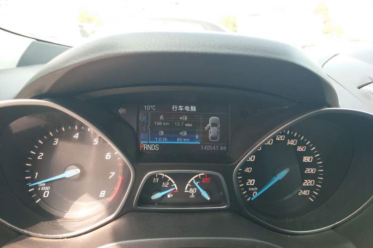 Used Ford Kuga 2013 2.0L GTDi Four-Wheel-Drive Sport Model
