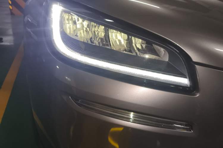 Used Lincoln Corsair 2020 2.0T Two-Wheel Drive Luxury Edition