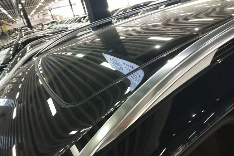 Used BMW X7 2024 xDrive40i Luxury Package – Leading Model
