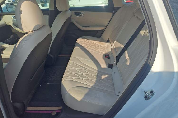 Used Roewe D7 2023 DMH 125km Flagship Edition Interior 4