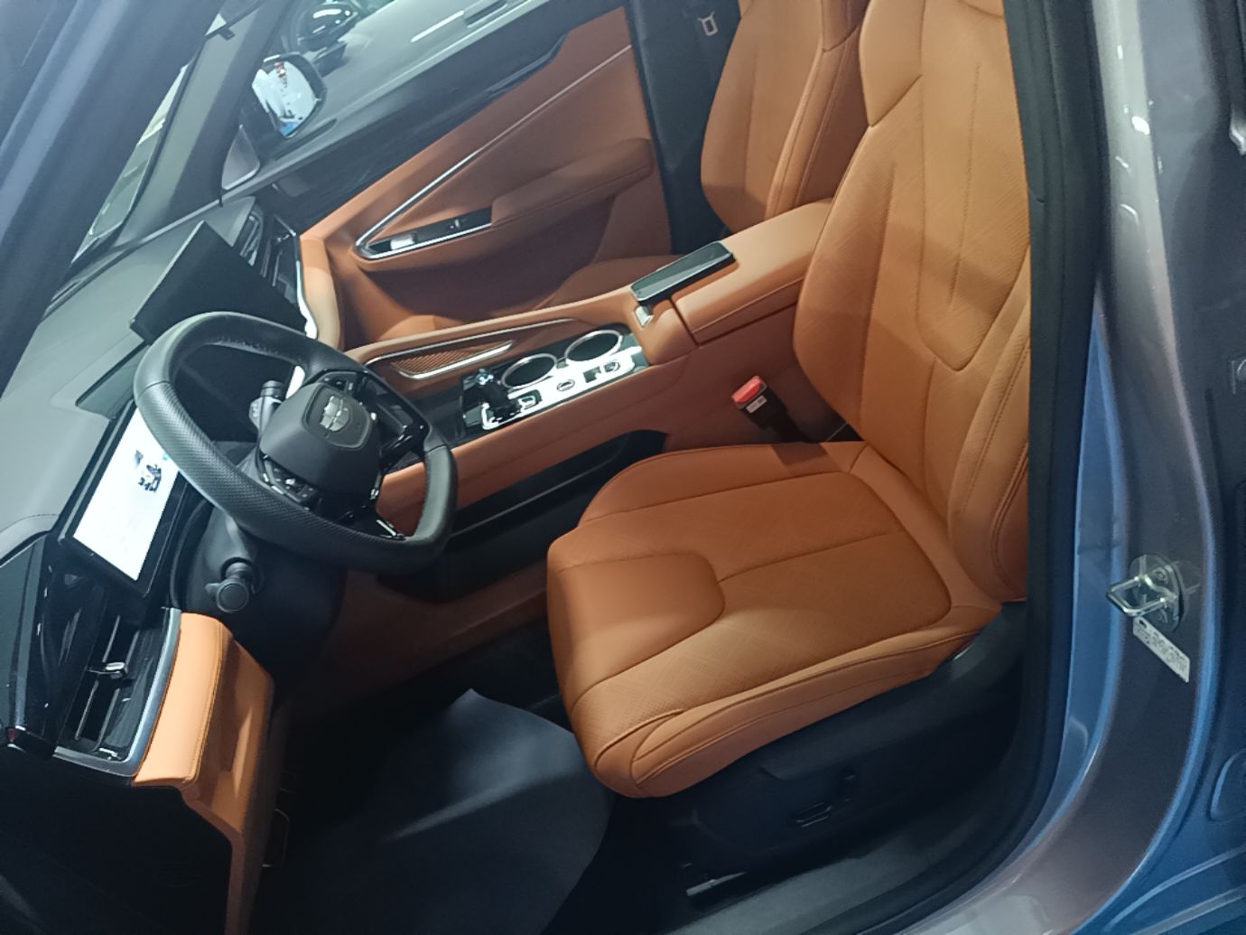 Geely Auto Emgrand X7 Sport 2026 Model 1.5TD Beloved — снимка 17