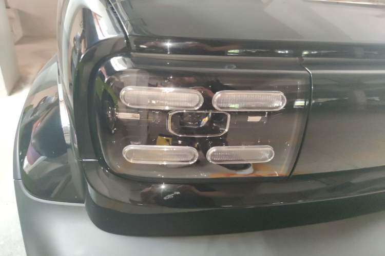 Used Baojun Spark 2023 Flagship Edition Right Front Headlight