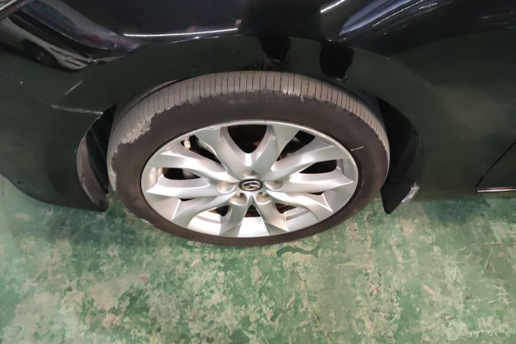 Used Mazda Mazda 3 Axela 2014 Sedan 2.0L Automatic Flagship Model