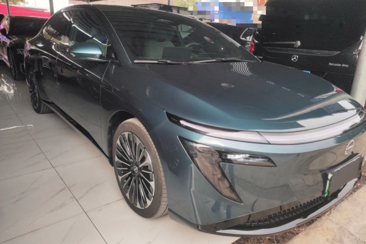 Used Nissan N7 2025 510 Air Front Right 45 Deg