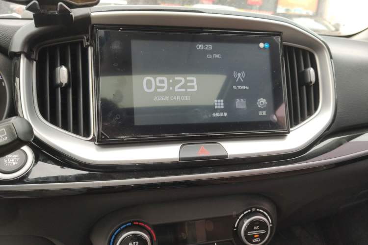 Used Kia kx1 Stonic 2021 1.4L CVT Sunroof Model
