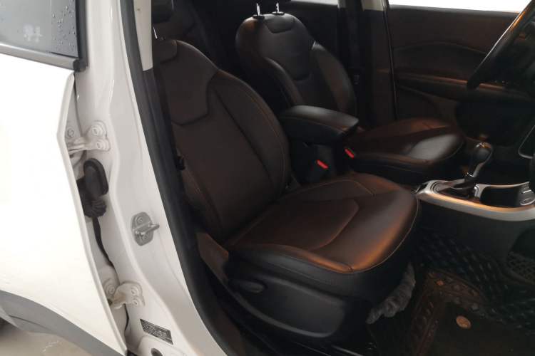 Used Jeep Compass 2017 200T Automatic Family Edition