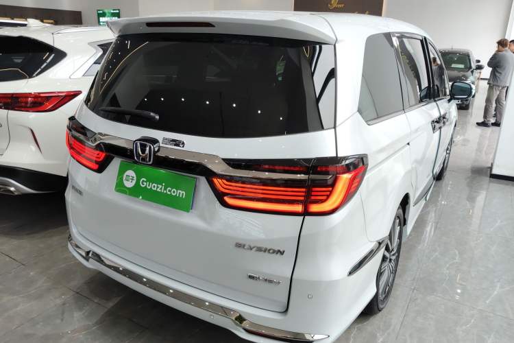 Used Honda Elysion 2024 2.0L eHEV Luxury Edition
