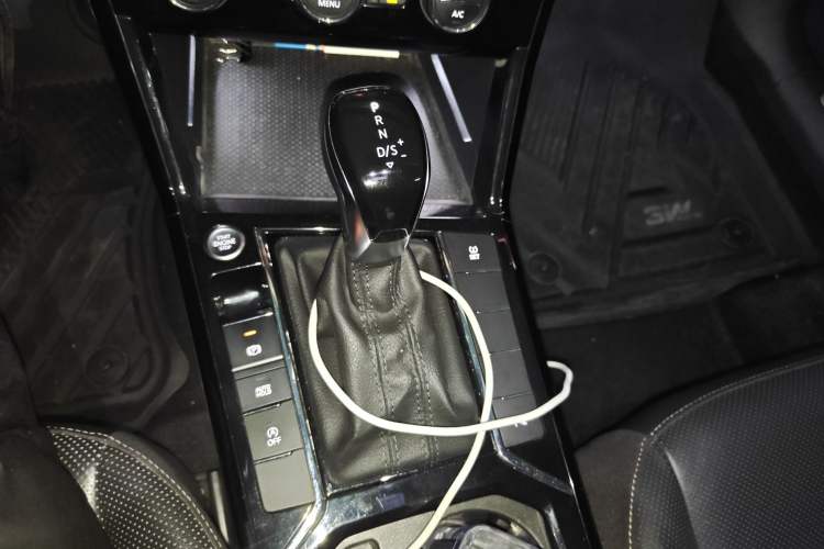 Used Volkswagen Passat 2019 330TSI Luxury Edition China V Standard