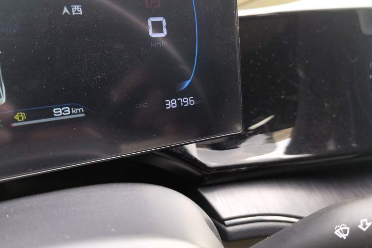 Used BYD Qin PLUS 2023 Champion Edition DM-i 55KM Leading Model Odometer Close Up