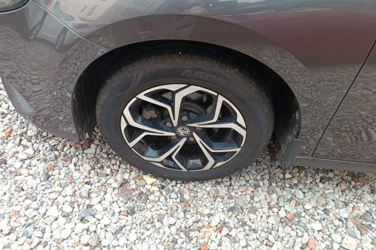 Used MG 5 2021 Revised Version 180 DVVT CVT Youth Luxury Edition Exterior 4